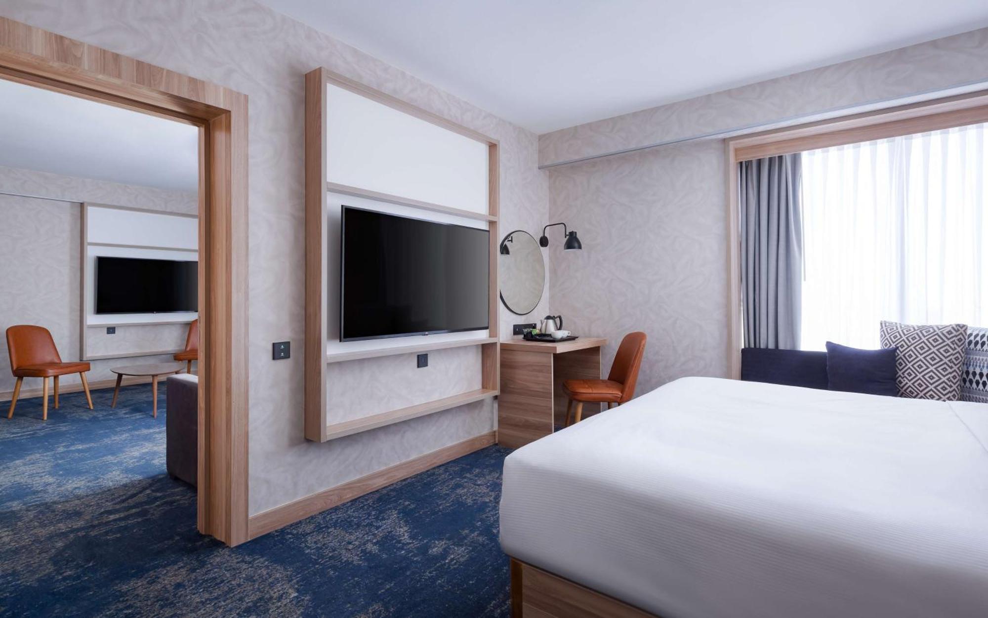 Hilton Garden Inn 사마르칸트 외부 사진